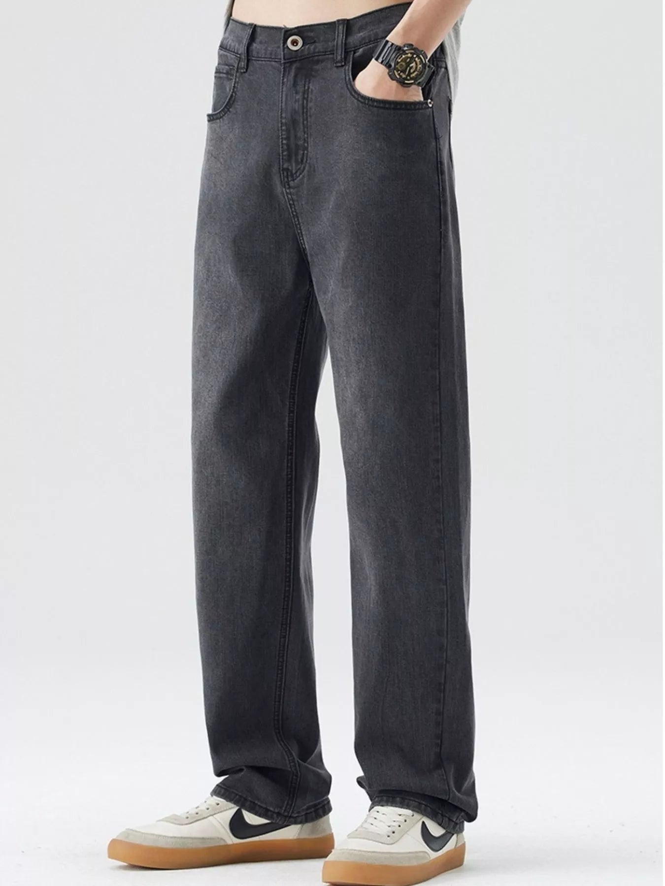 Men's Wide Leg Jeans with Pockets