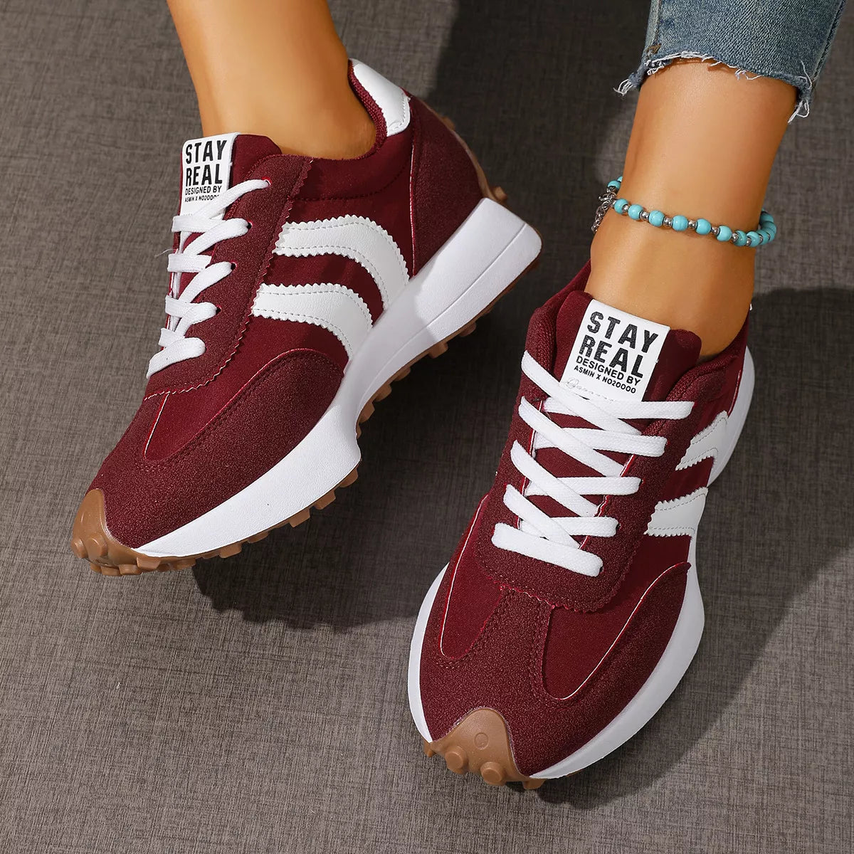Lace Up Round Toe Sneakers