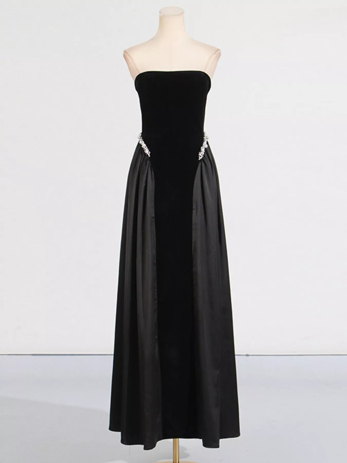 Lace Up Back Tube Maxi Dress