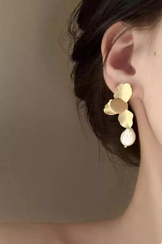 Geometric Circle Drop Earrings