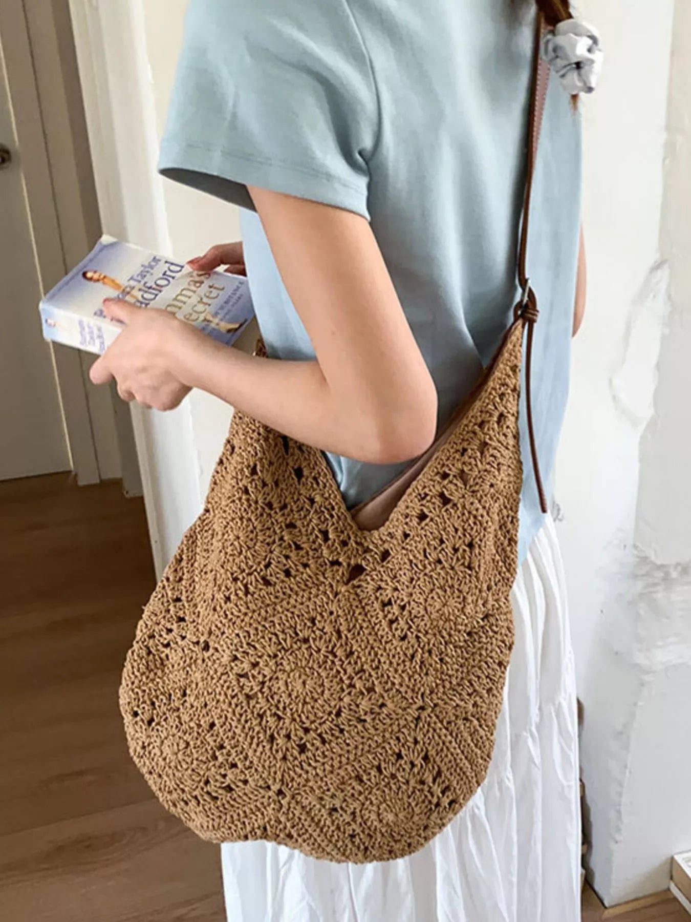 Crochet Shoulder Bag with Leather Straps