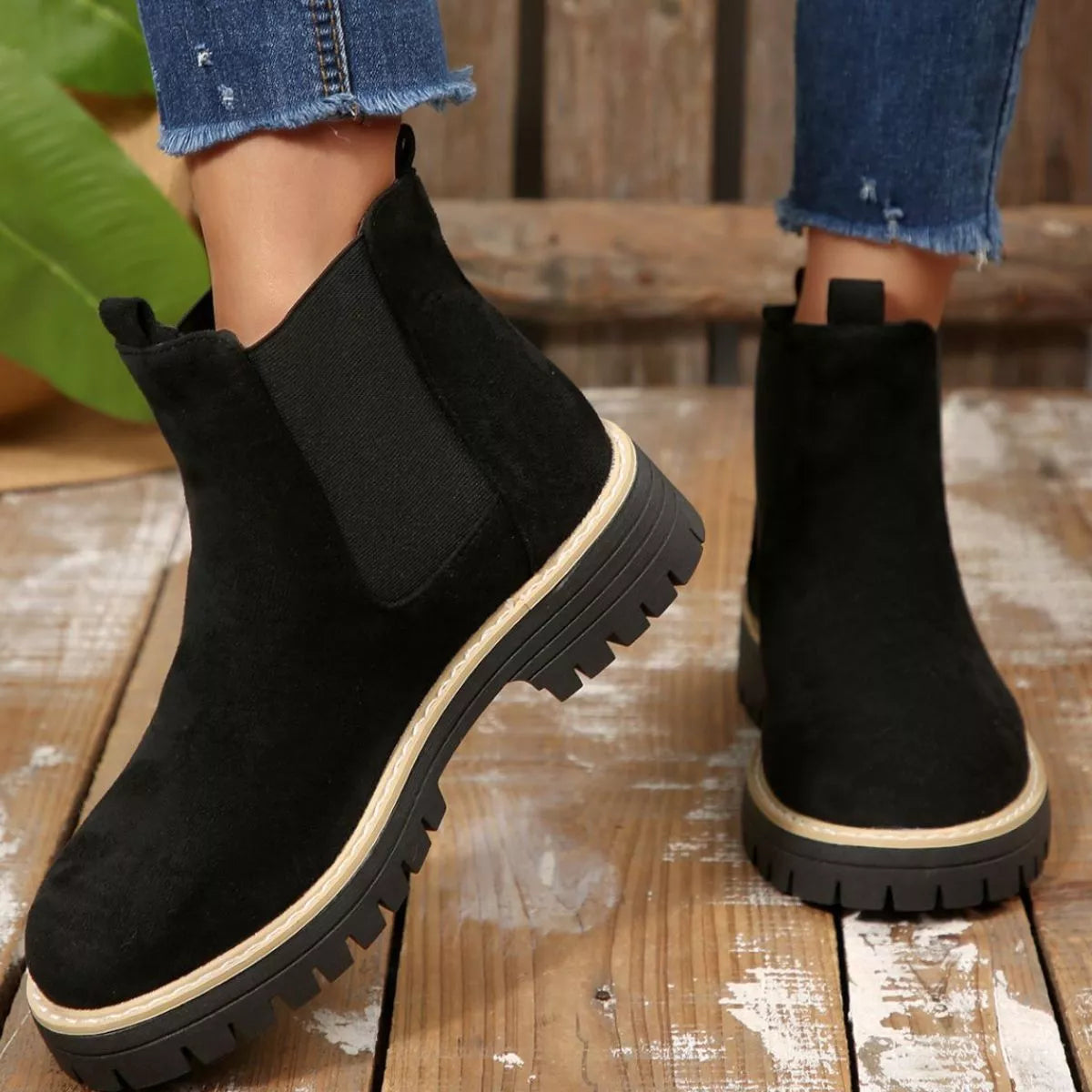 Round Toe Block Heels Boots