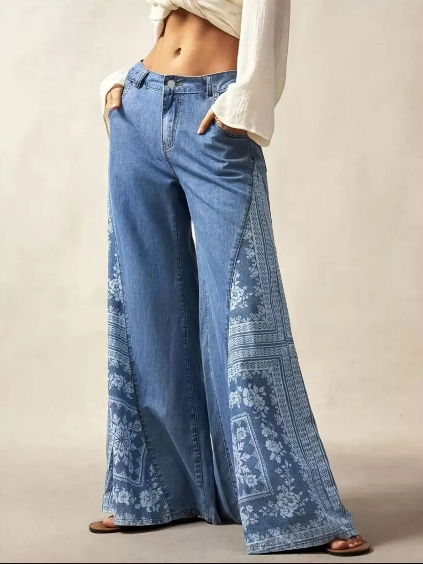Floral Print Wide-Leg Flare Jeans