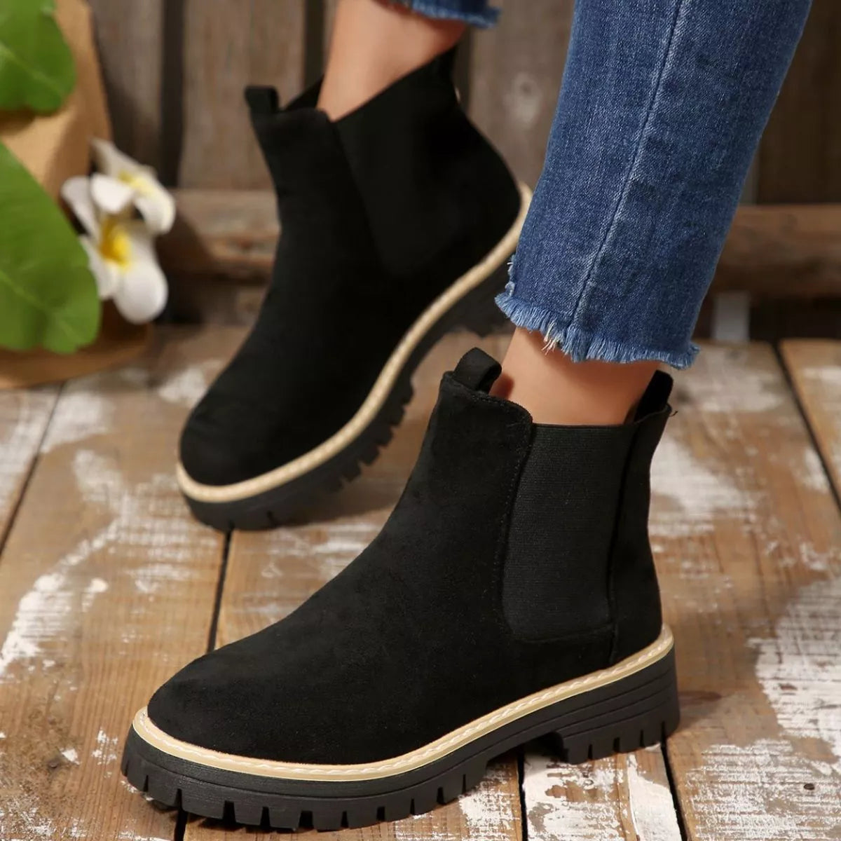 Round Toe Block Heels Boots