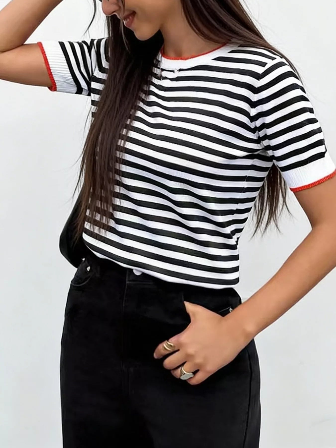 Contrast Trim Striped Short Sleeve Knit Top