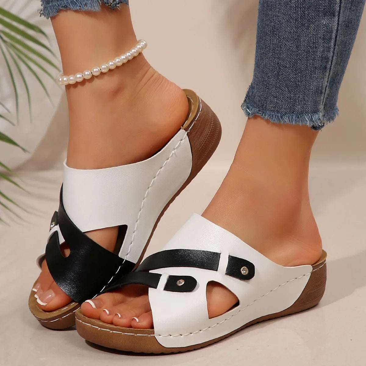 Cutout Contrast Wedge Sandals
