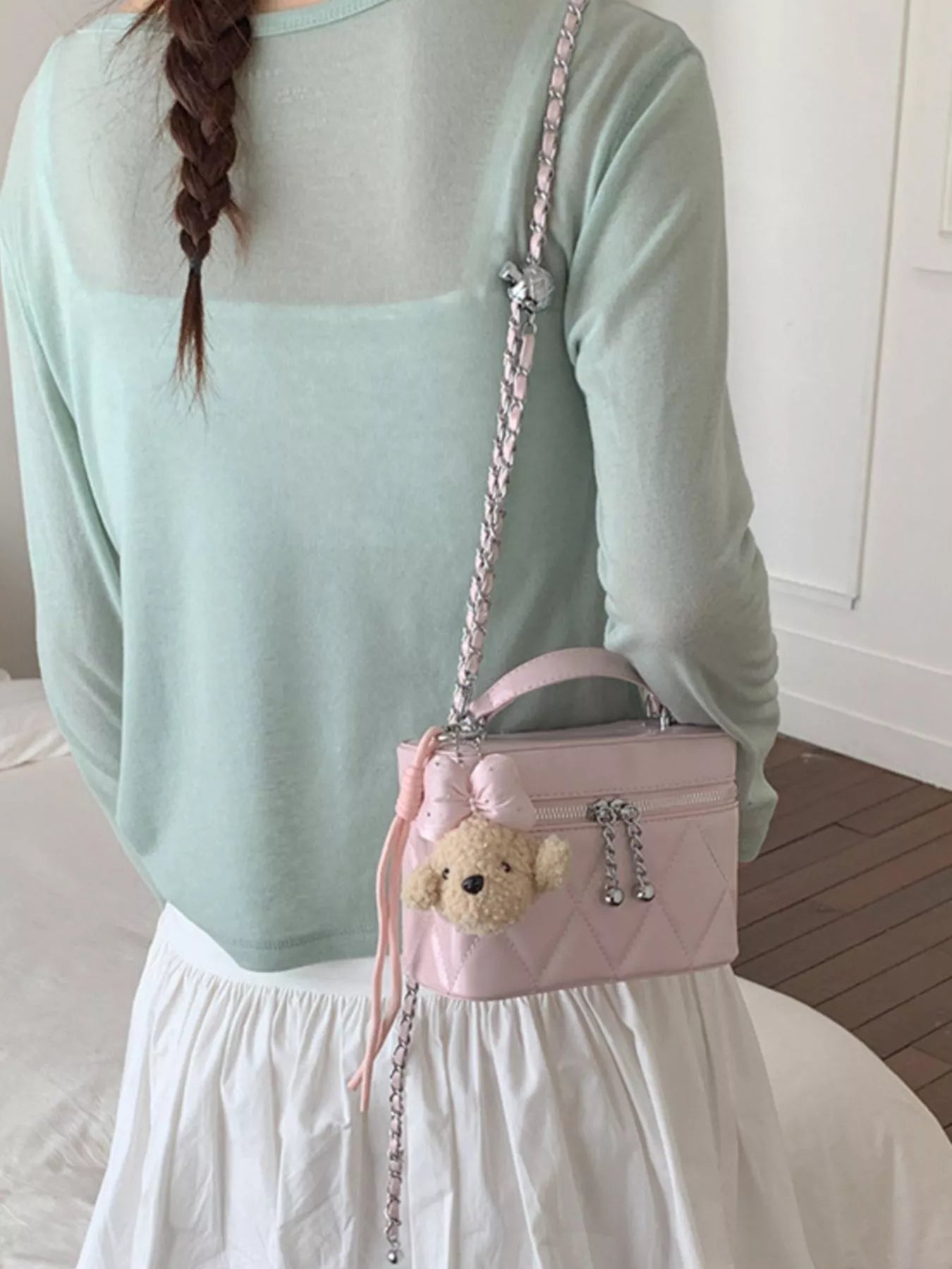 Quilted Chain Strap Crossbody Bag