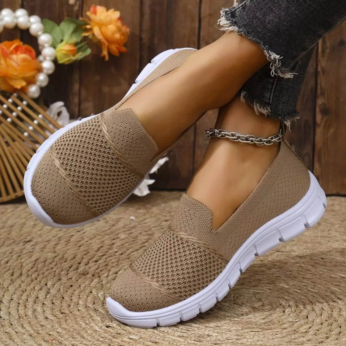 Round Toe Flats Slip-Ons