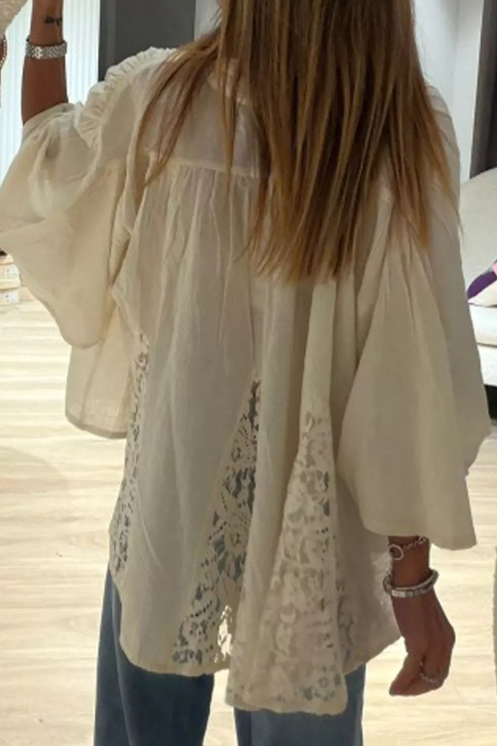 Sheer Lace Splicing Detail Bracelet Sleeve Loose Flowy Shirt