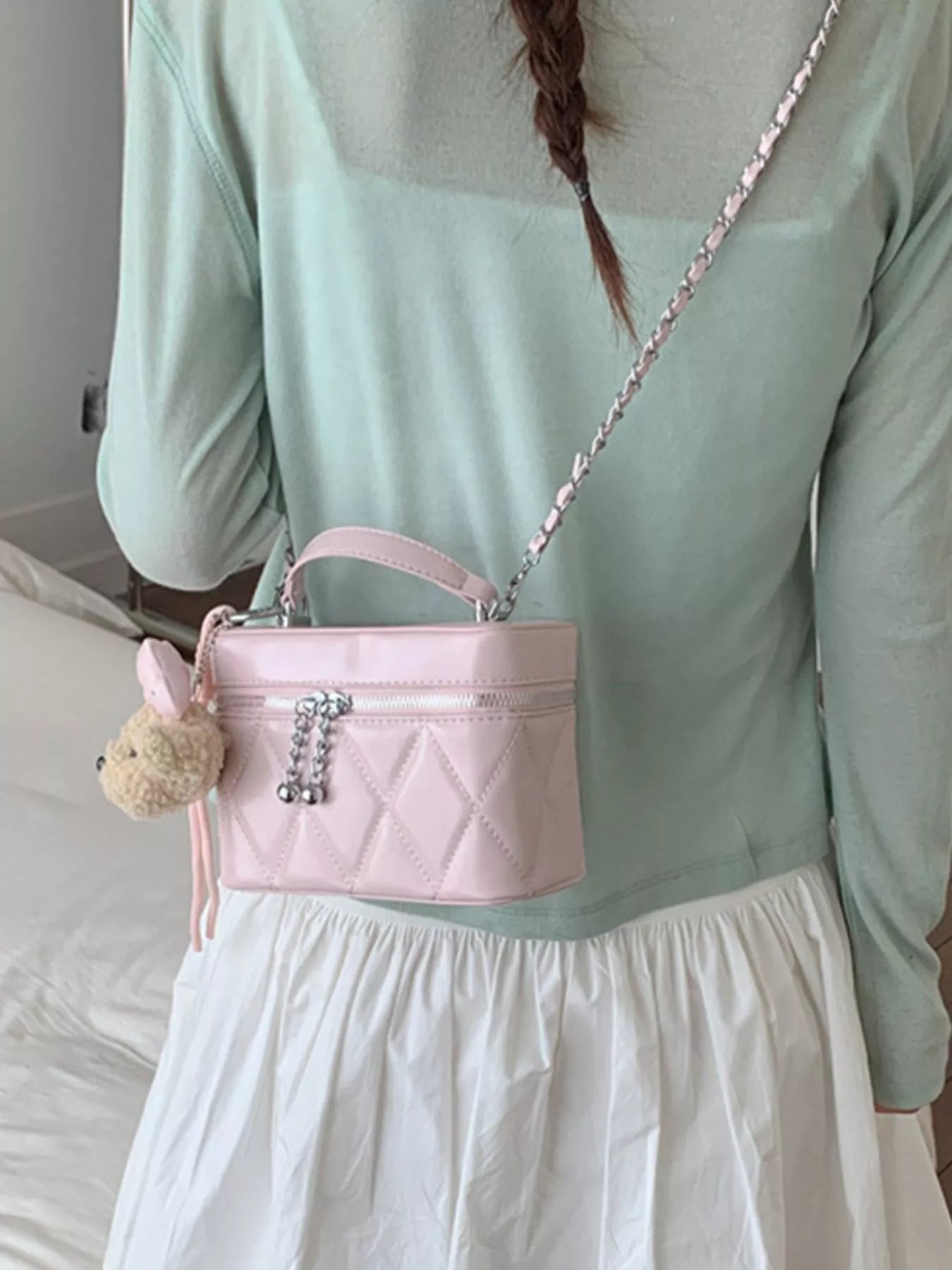 Quilted Chain Strap Crossbody Bag