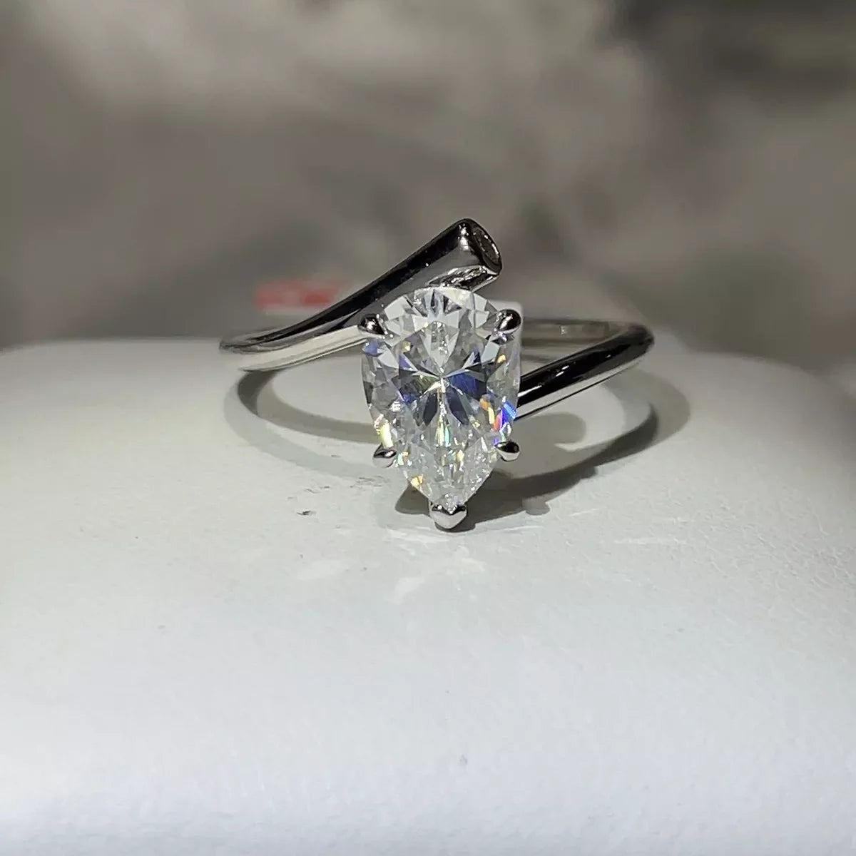 2 Carat 925 Sterling Silver Moissanite Ring