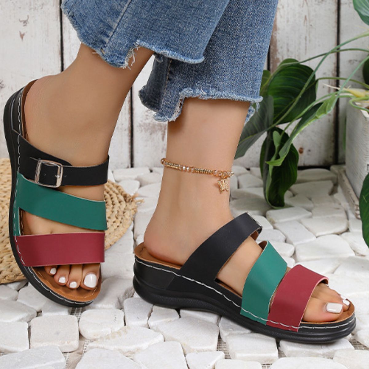 Color Block Adjustable Buckle Comfort Sandals