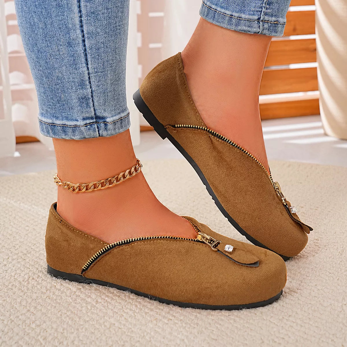 Chic Zipper Detail Flats Slip‑Ons