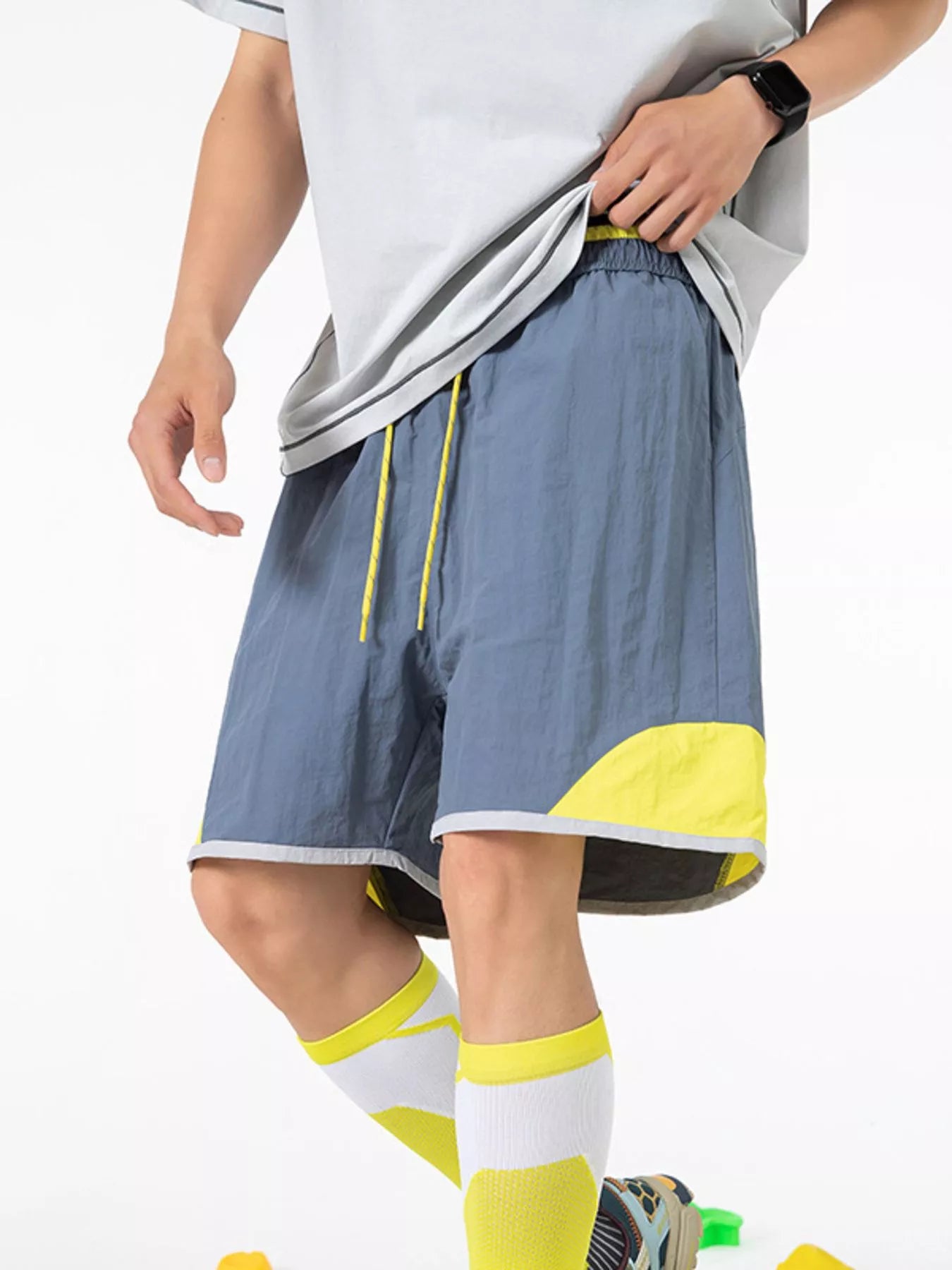 Men's Drawstring Pocketed Shorts