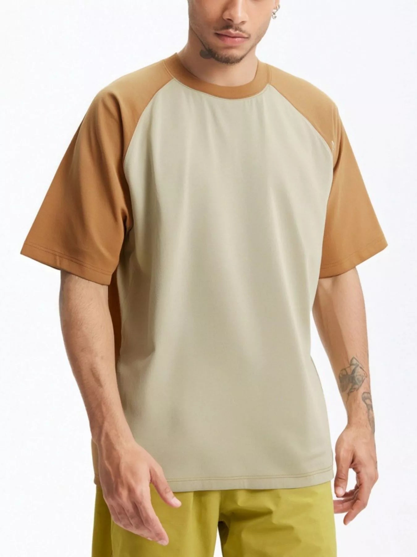 Men's Two-Tone Raglan Sleeve Casual T-Shirt