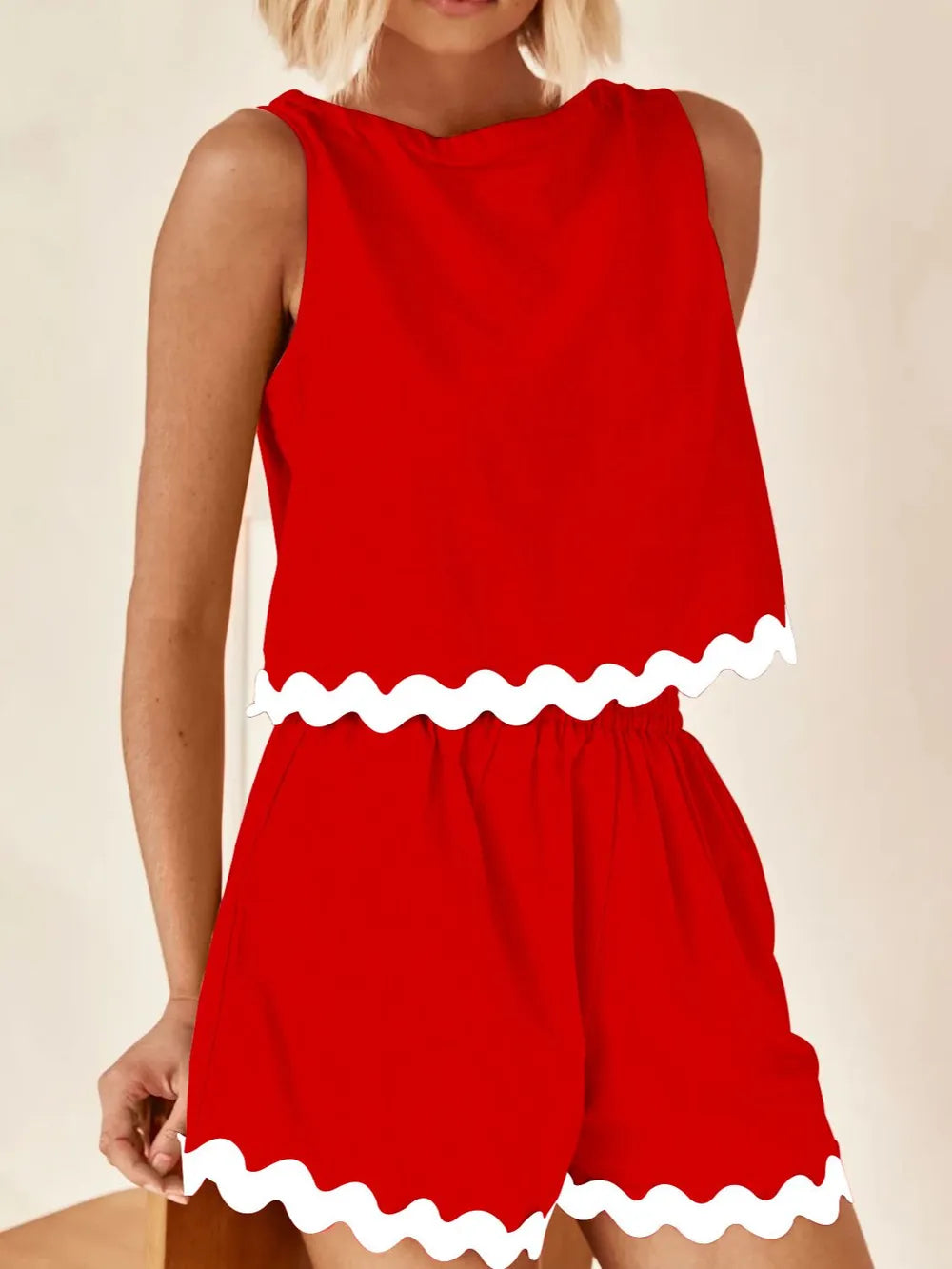 Contrast Trim Round Neck Tank and Shorts Set