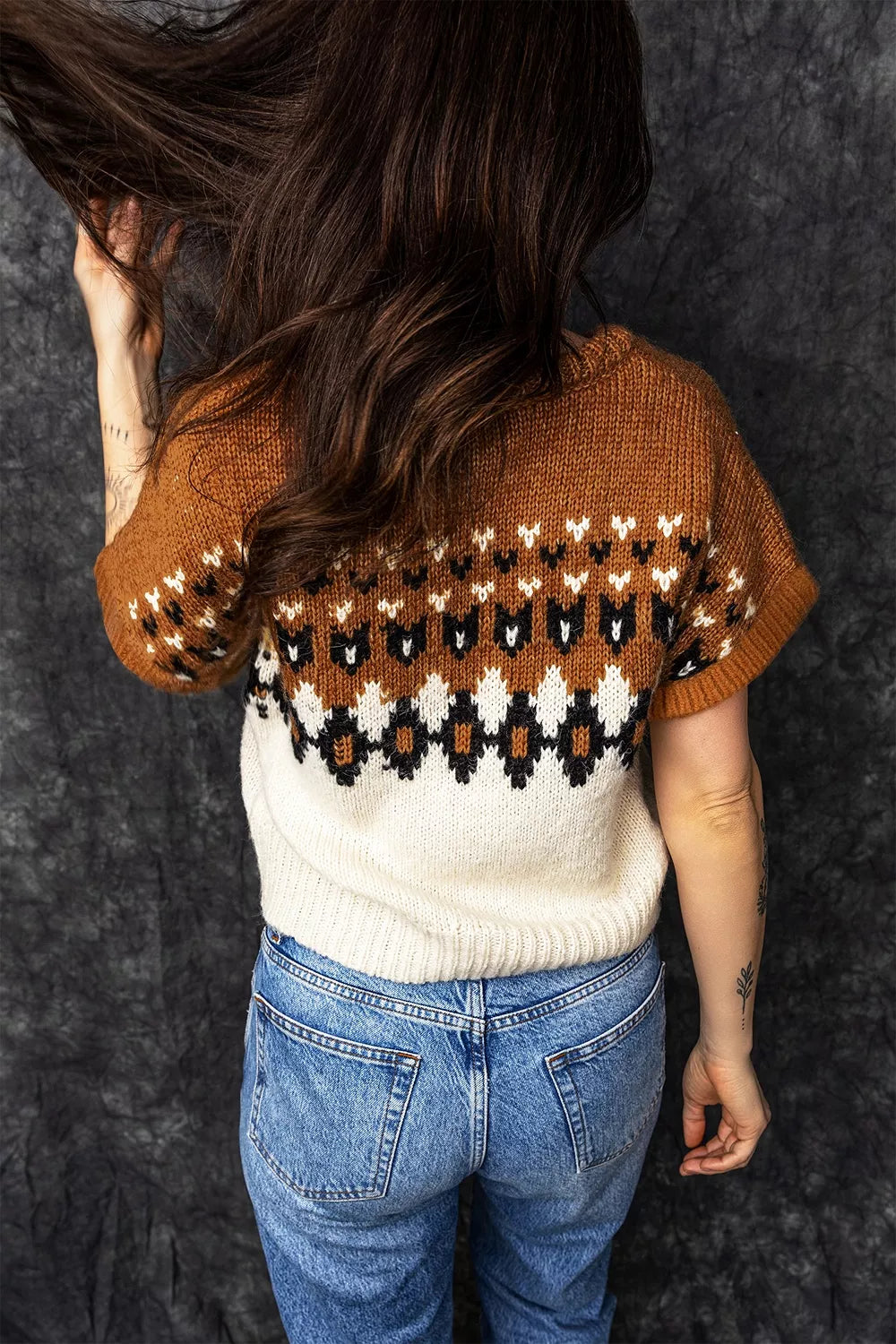 V Neck Short Sleeve Geometric Sweater