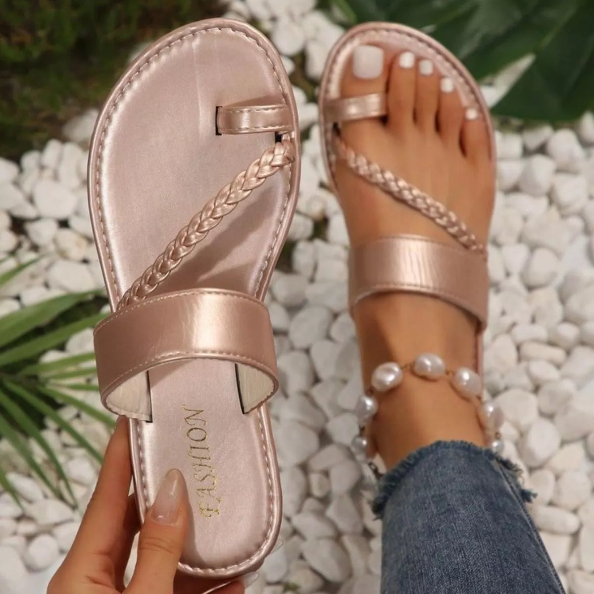 Toe Loop Flats Sandals
