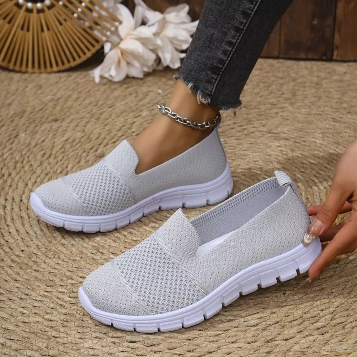 Round Toe Flats Slip-Ons