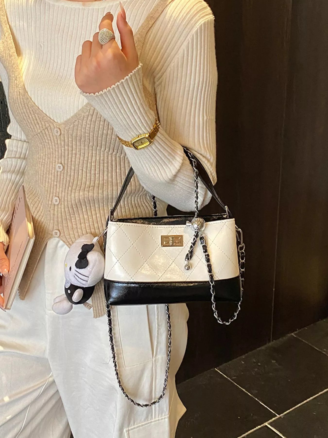 Quilted Chain Crossbody Bag