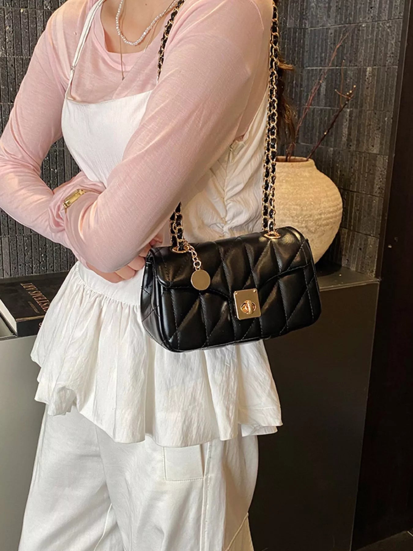 Quilted Chain Shoulder Bag