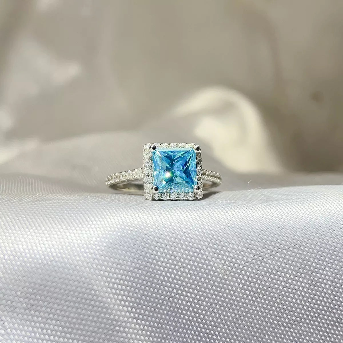 2 Carat 925 Sterling Silver Moissanite Ring