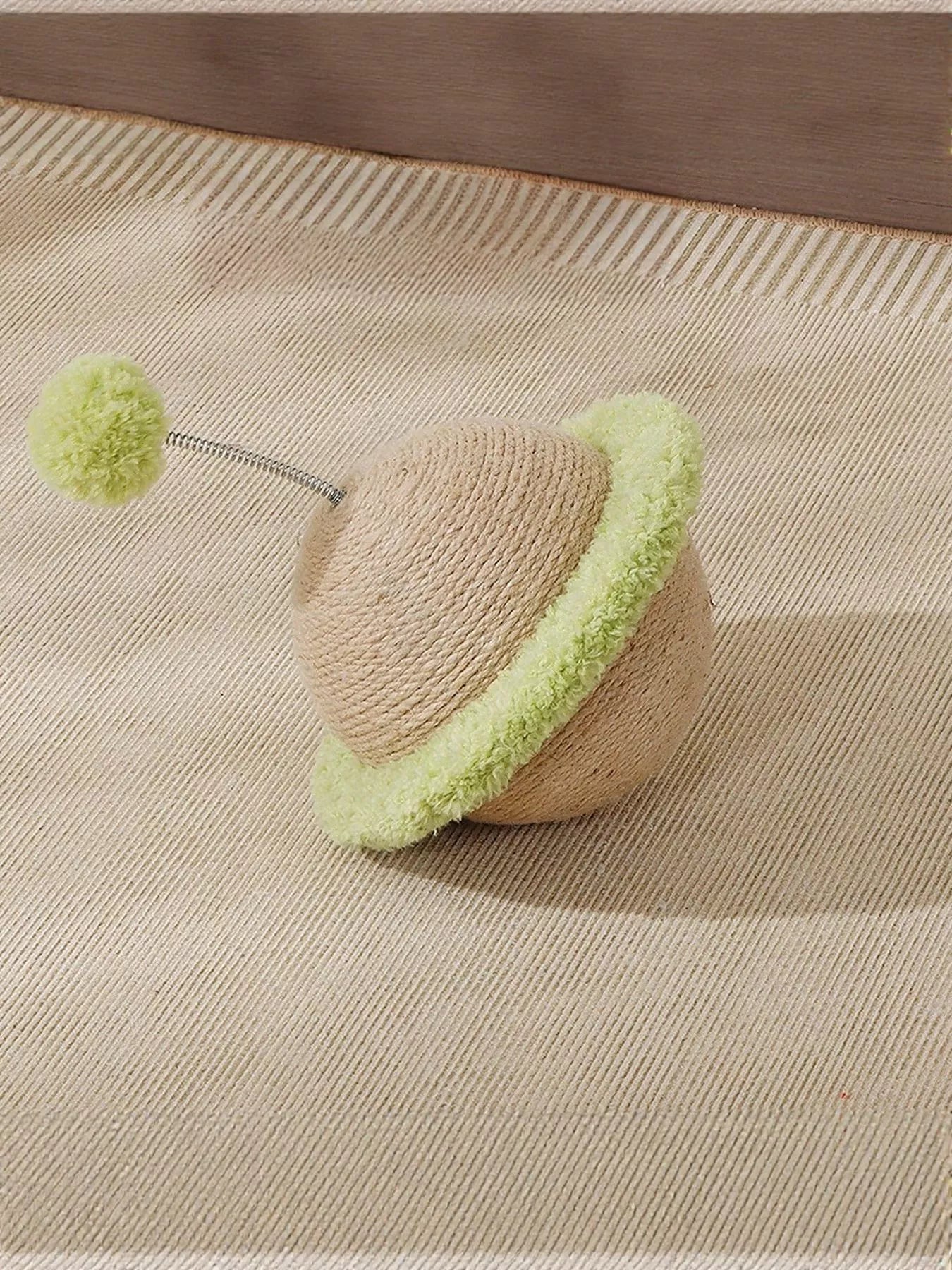 Planet-Shaped Interactive Cat Toy with Sisal Scratching Surface