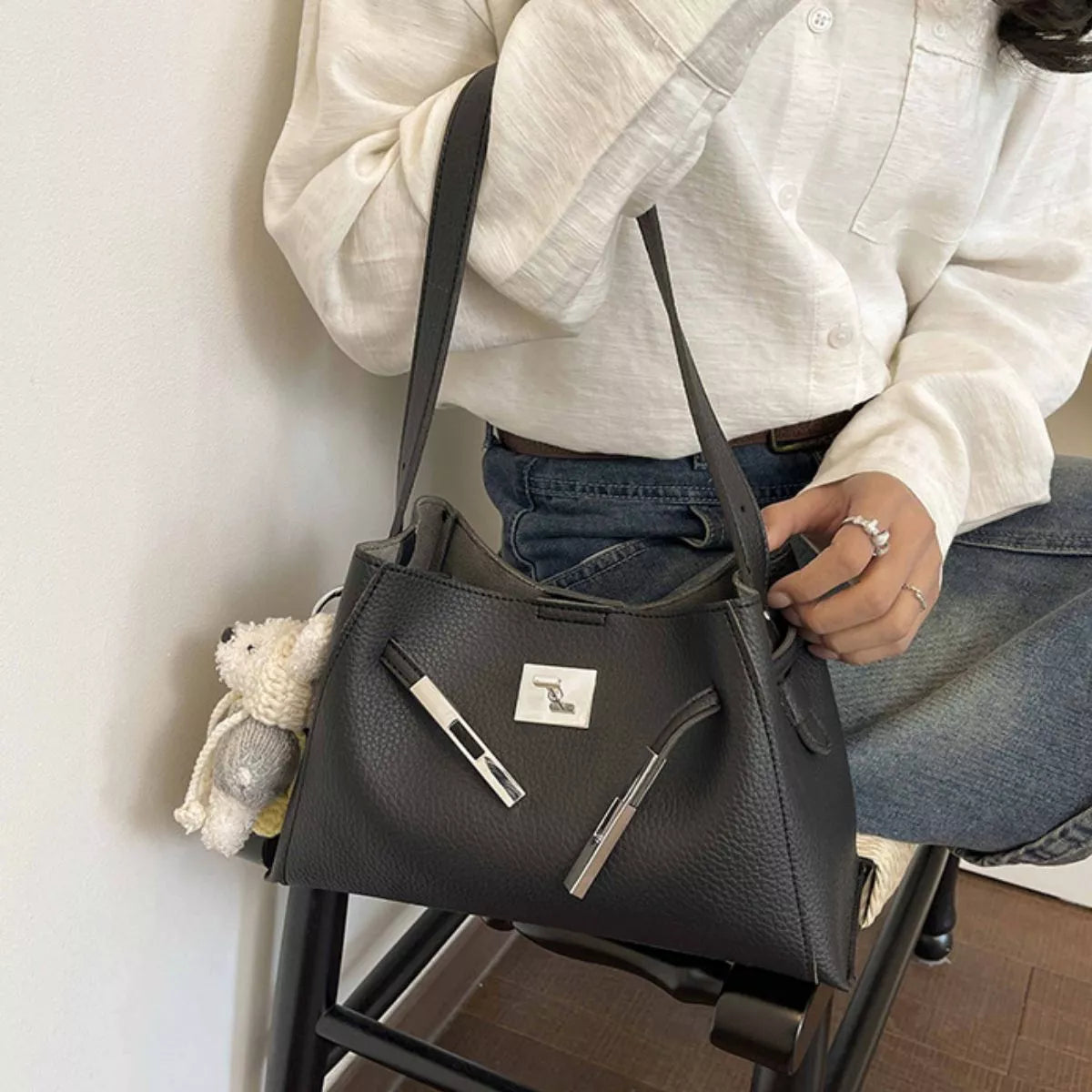 Lock Detail Crossbody Bag