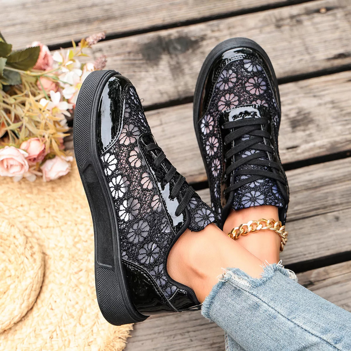 Round Toe Lace Sneakers