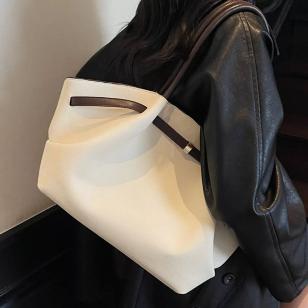 Large Capacity Shoulder Bag