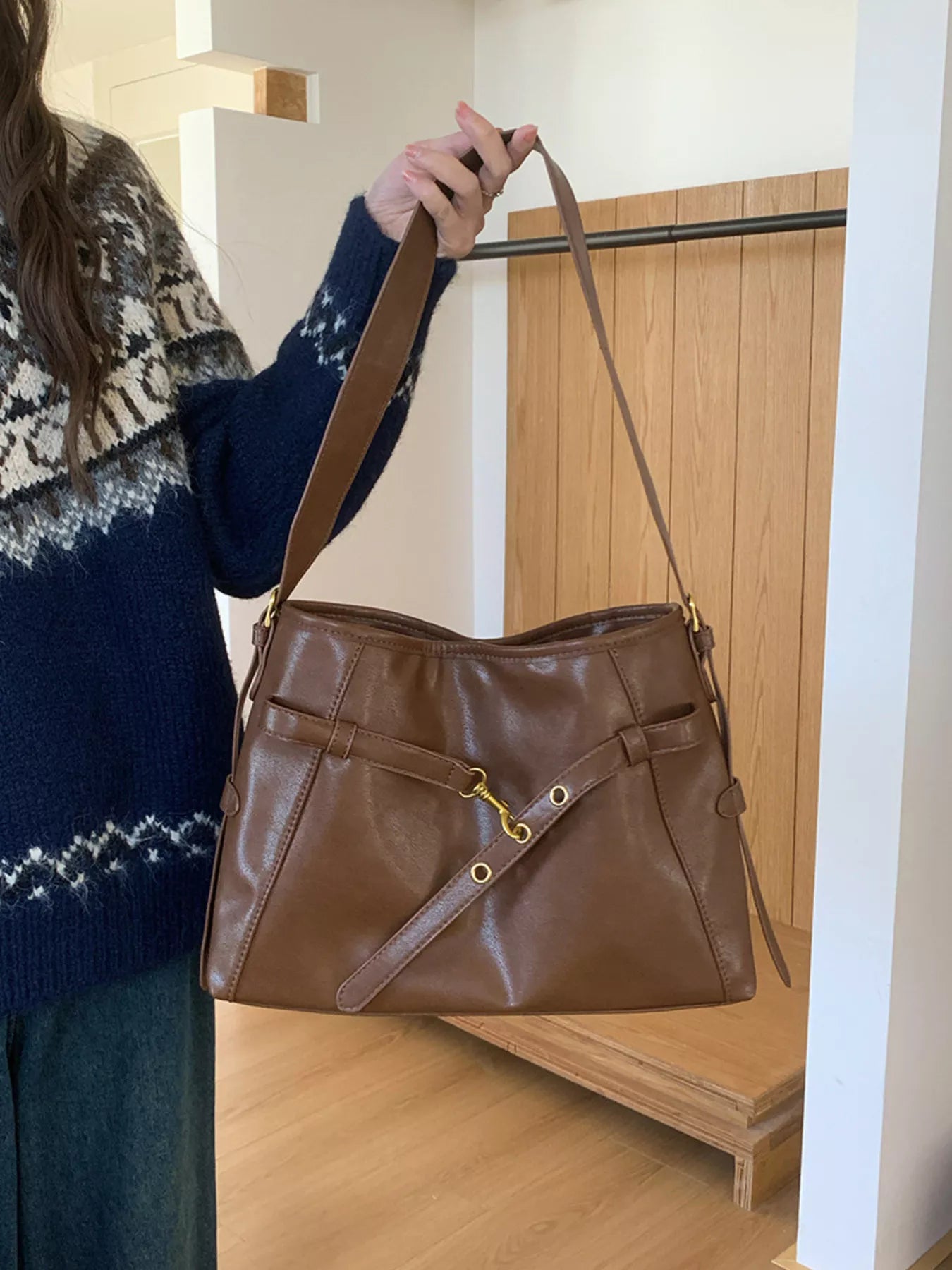 Buckle Decor Tote Bag