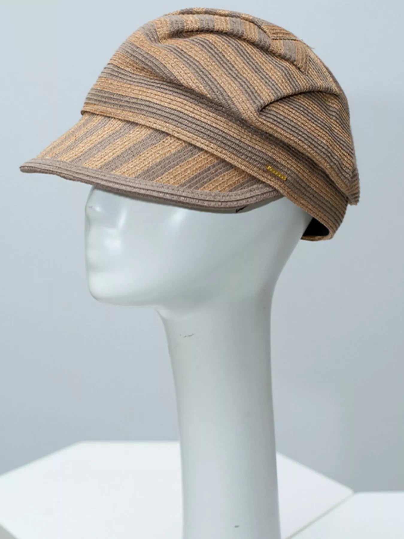 Lightweight Woven Newsboy Cap