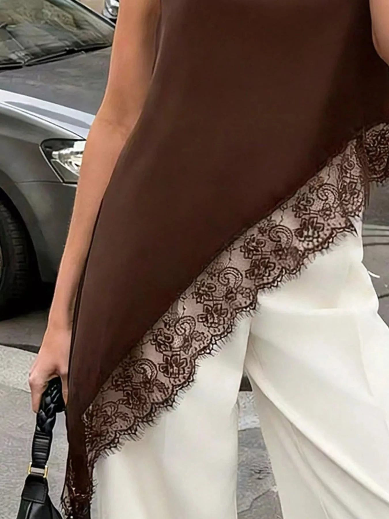 Polka Dot Lace Trim Asymmetrical Hem Sleeveless Blouse