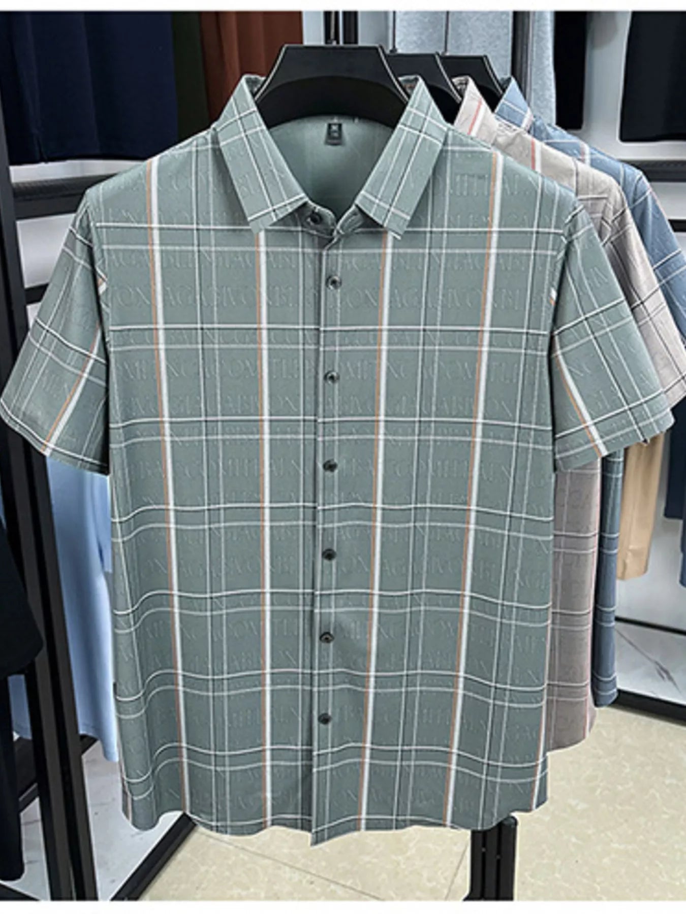 Men's Plus Size Plaid Button Up Short Sleeve Shirt