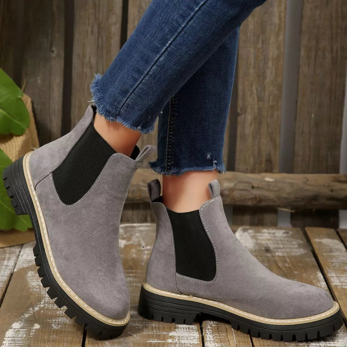 Round Toe Block Heels Boots