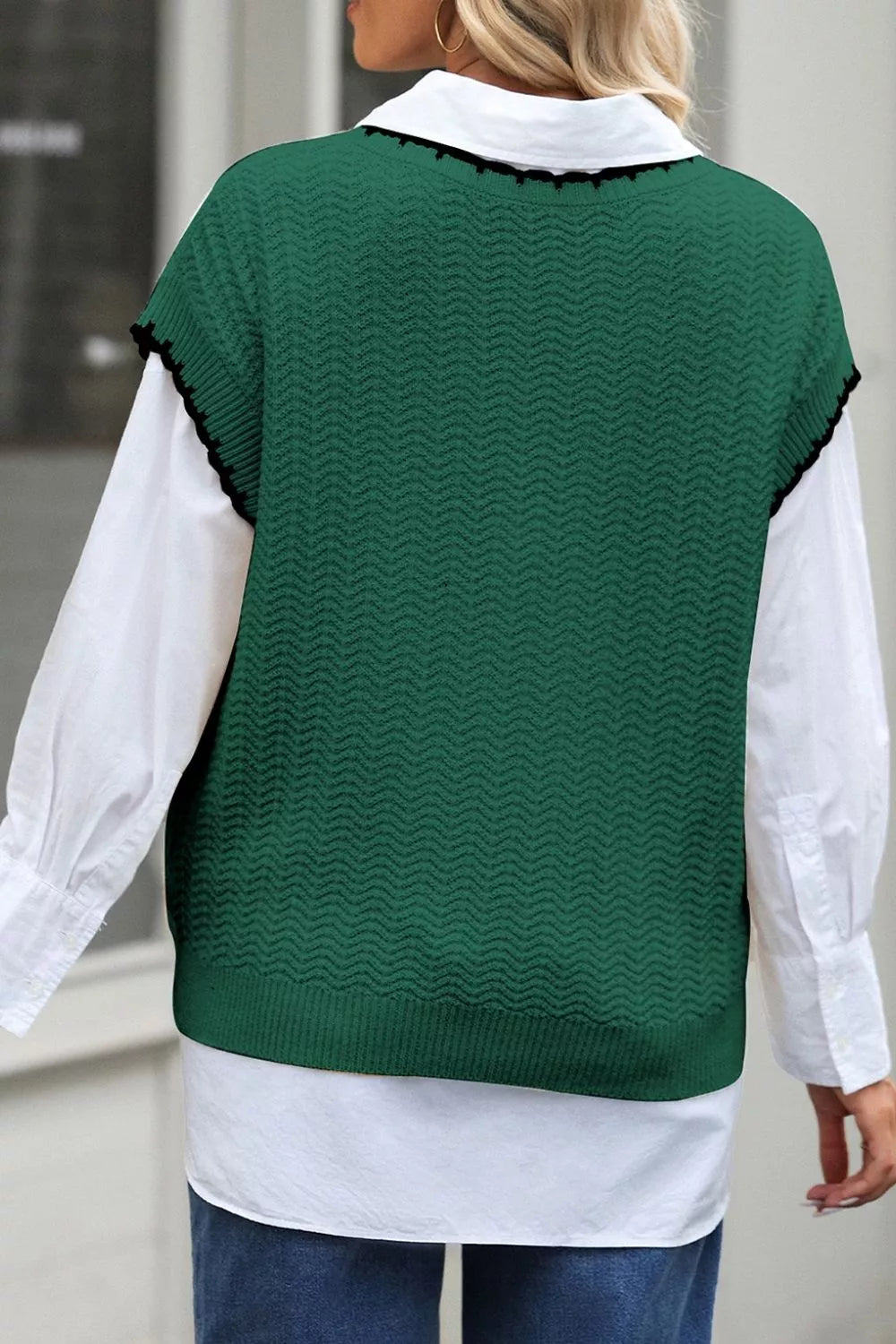 Chic Textured Knit Sleeveless Sweater Vest