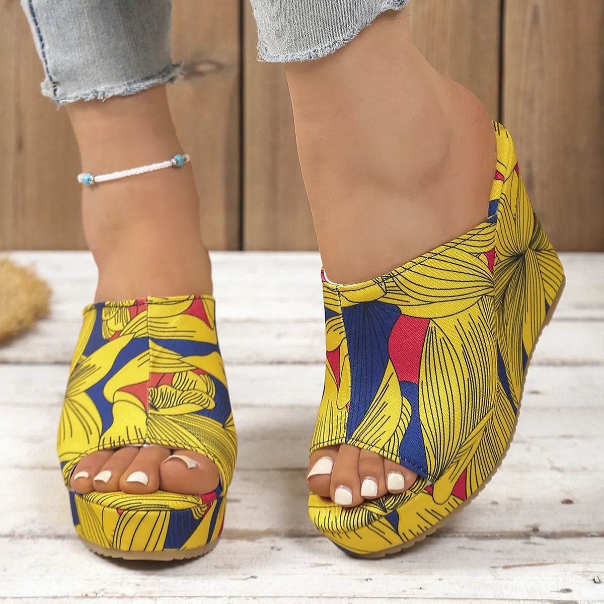 Printed Open Toe Wedge Sandals
