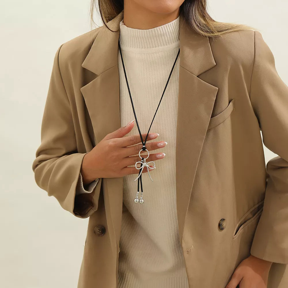 Elegant Bow Pendant Necklace