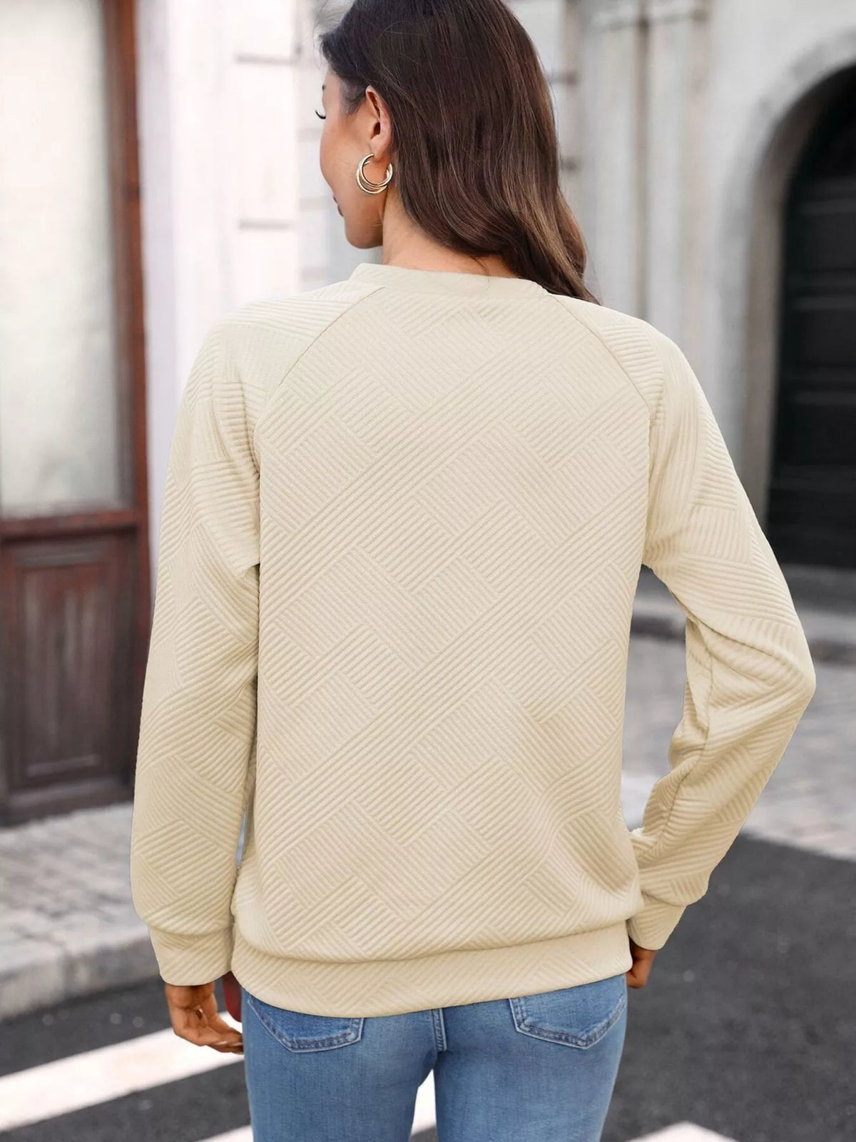 Textured Notched Long Sleeve Sweatshirt