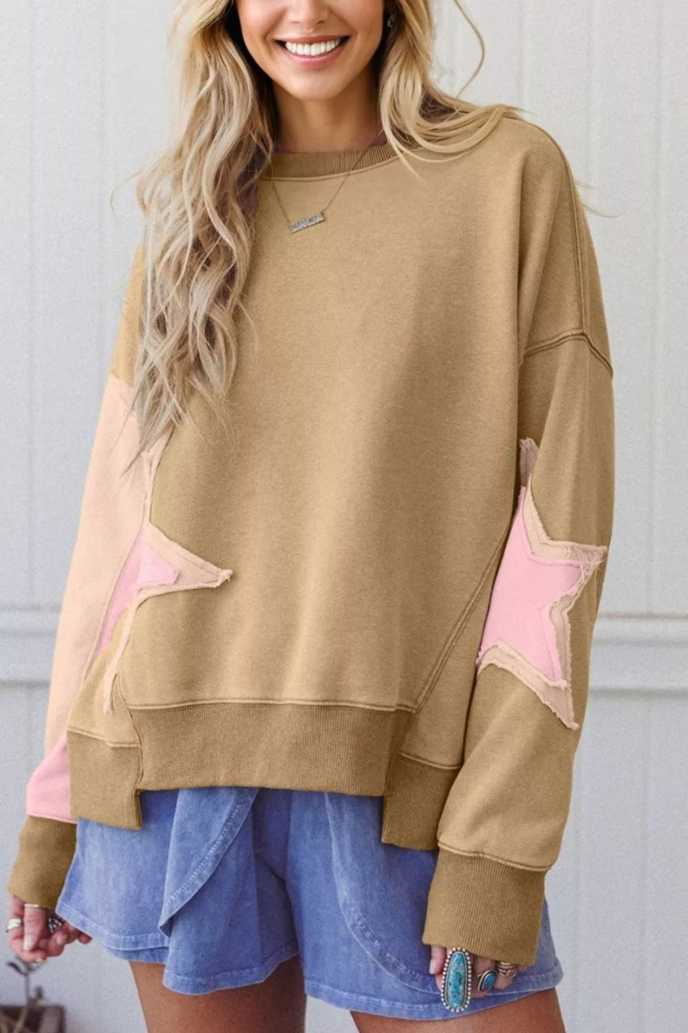 Star Patch Crew Neck Sweatshirt