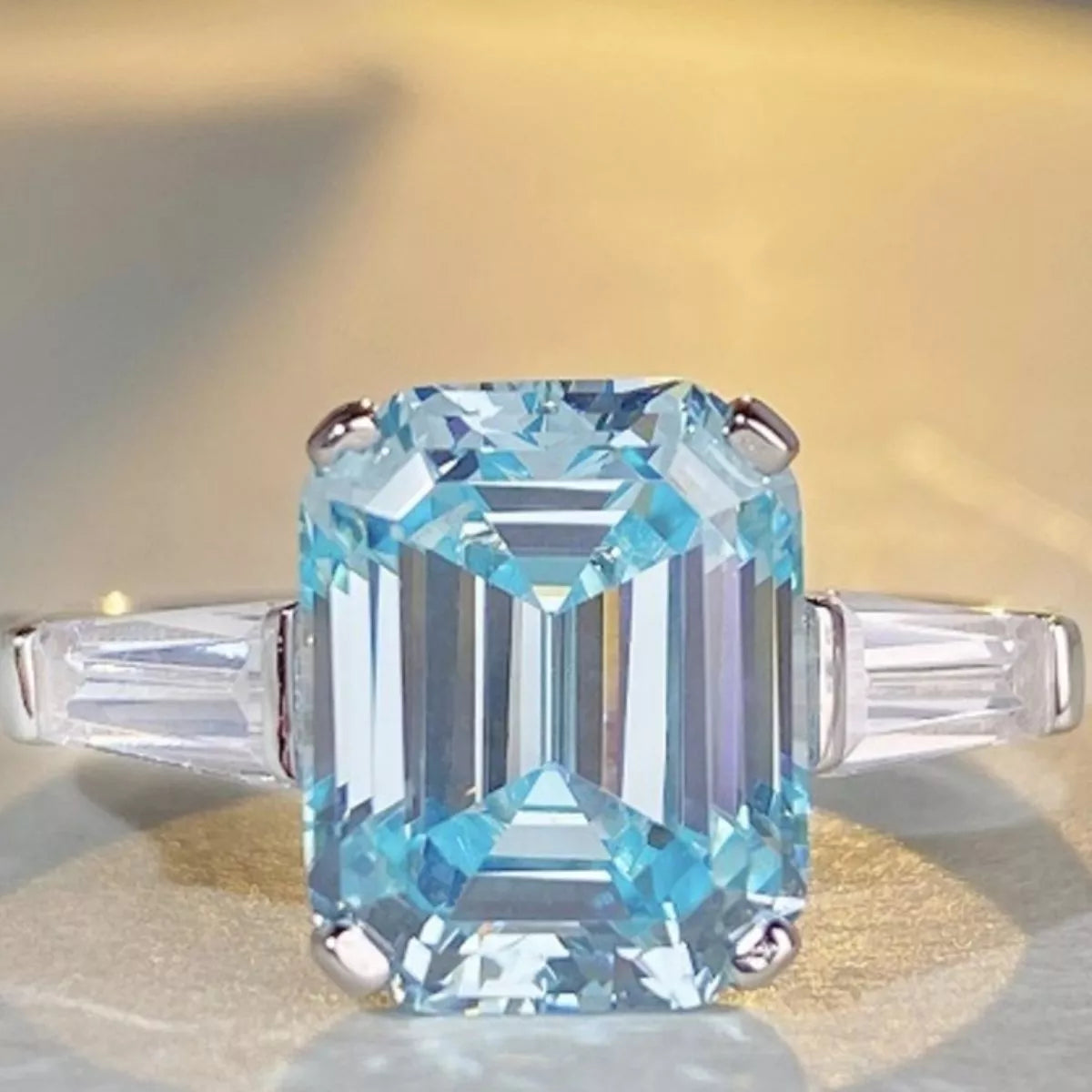 925 Sterling Silver Zircon Geometric Ring