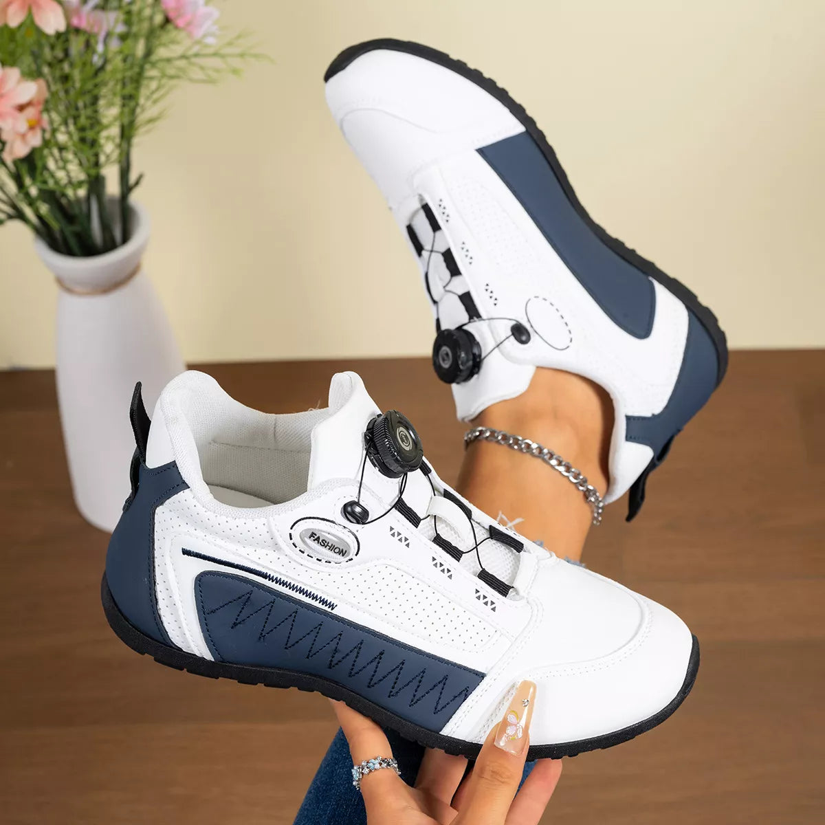 Round Toe Lace Up Sneakers