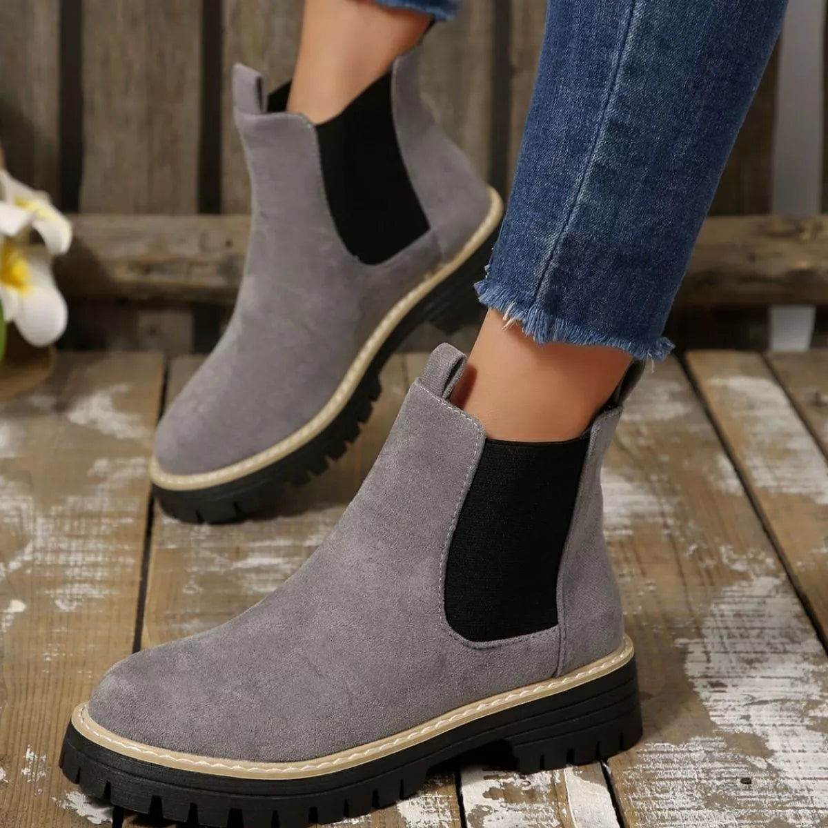 Round Toe Block Heels Boots