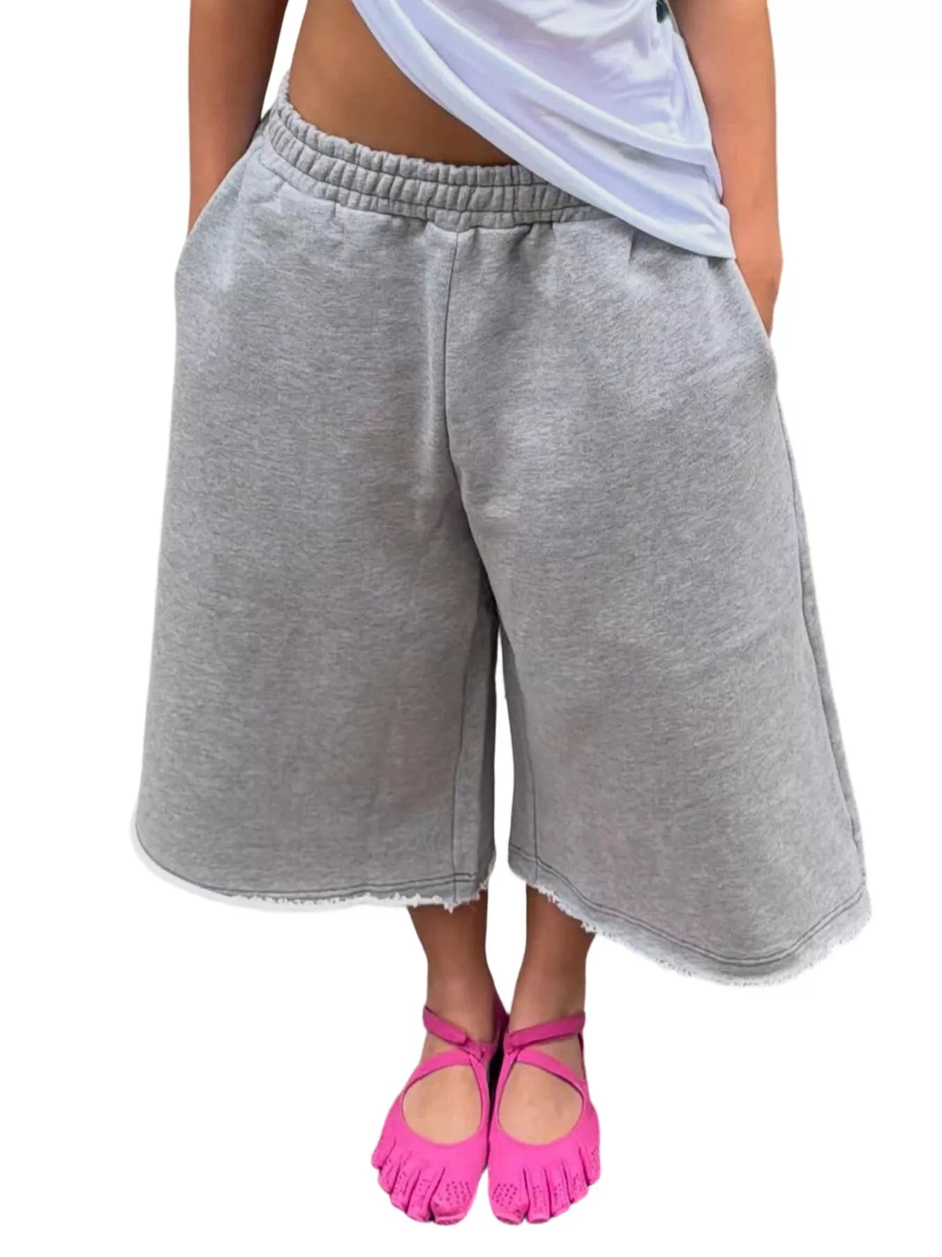 Wide-Leg Cropped Sweatpants with Pockets