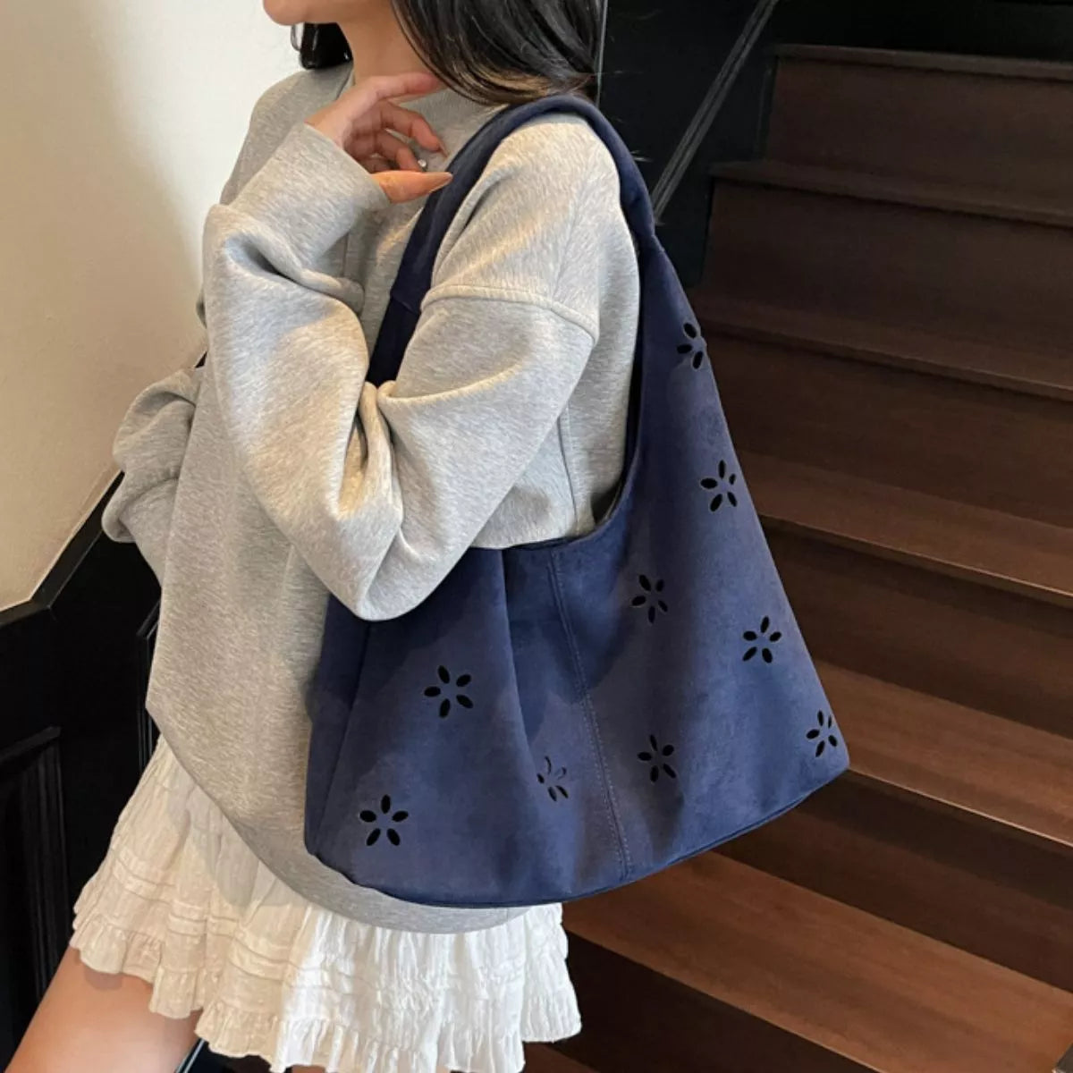 Cut-out Shoulder Bag