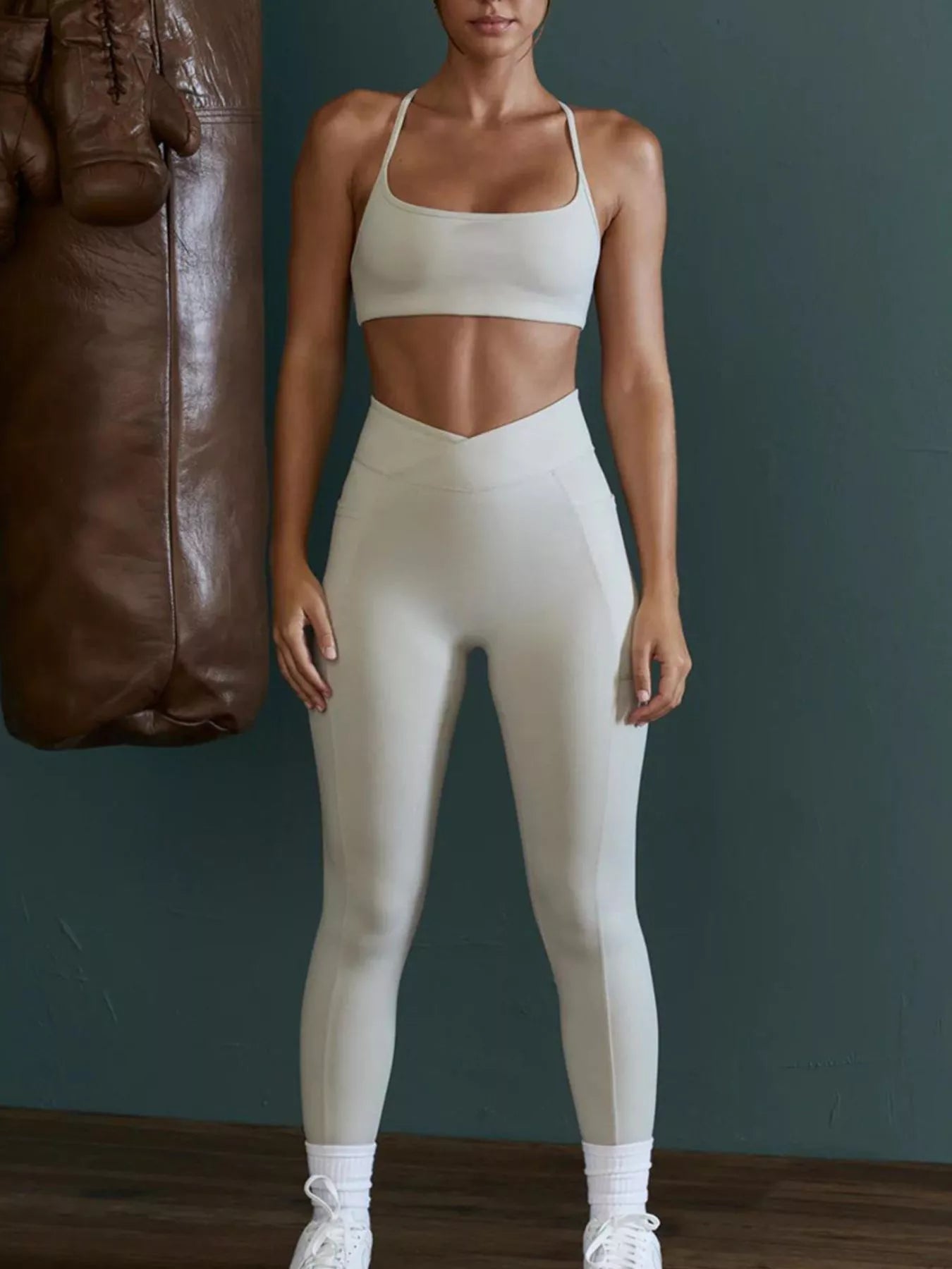 Seamless Cross-Waist Cami and Leggings Active Set
