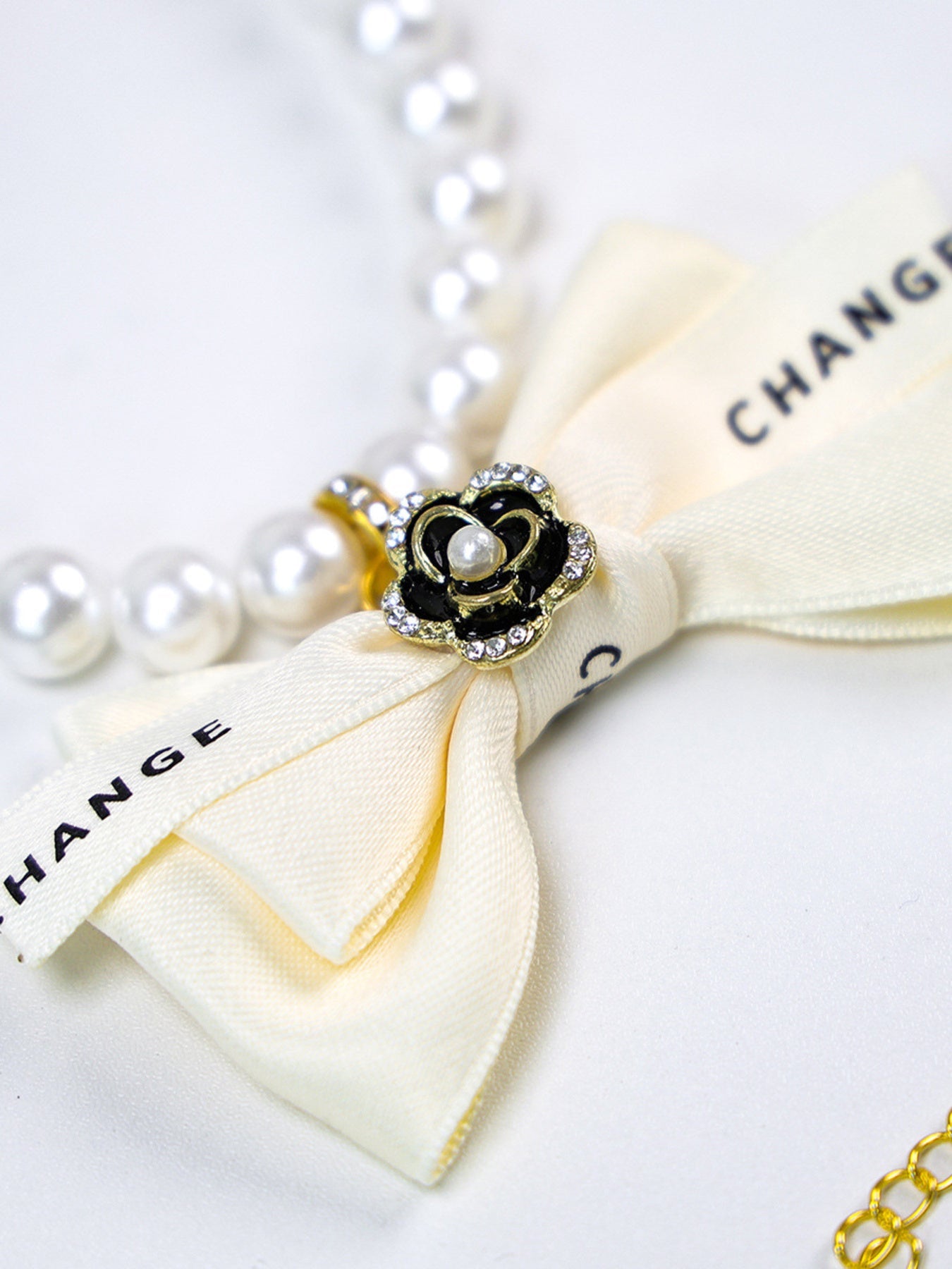 Pearl Bowknot Pet Necklace