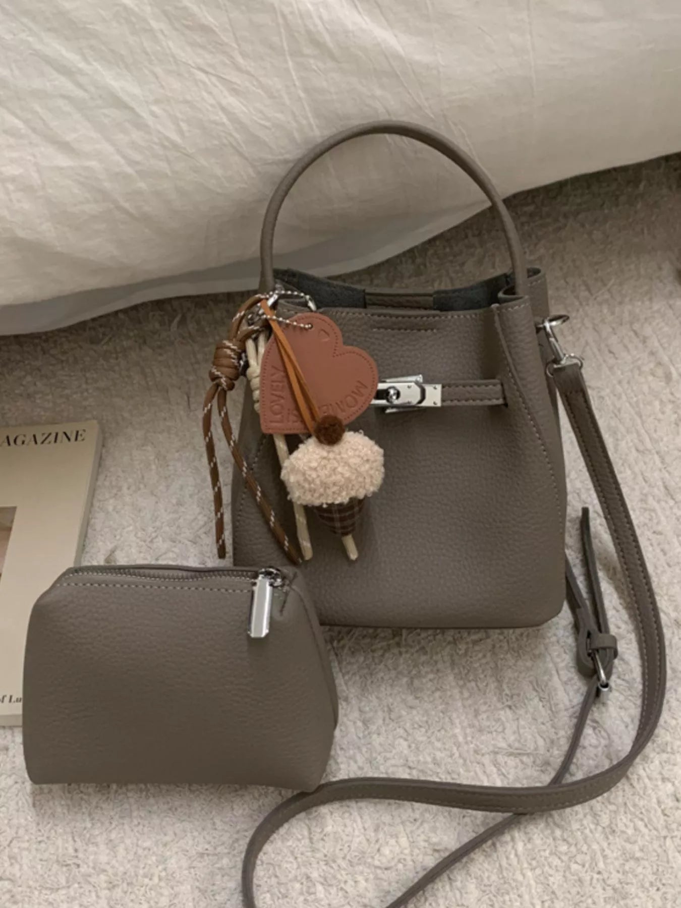 Lock Detail Crossbody Bag