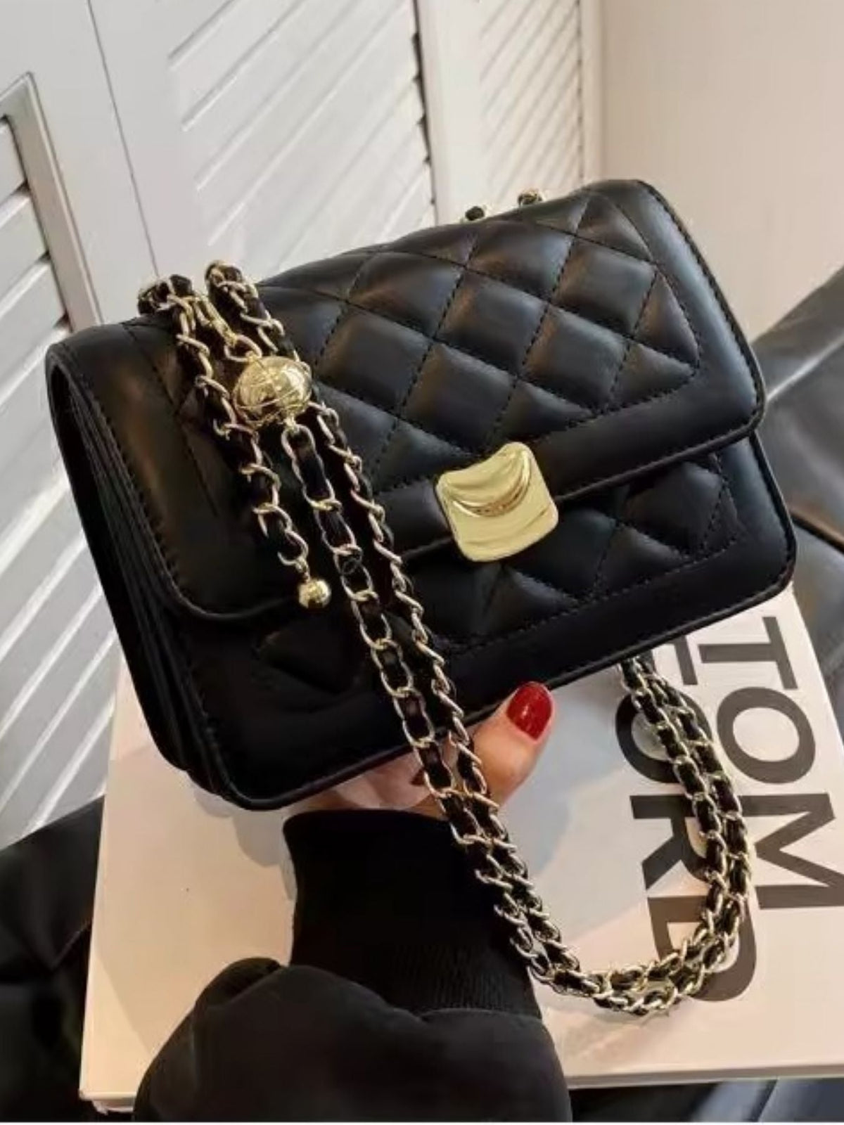 Quilted Flap Chain Crossbody Bag