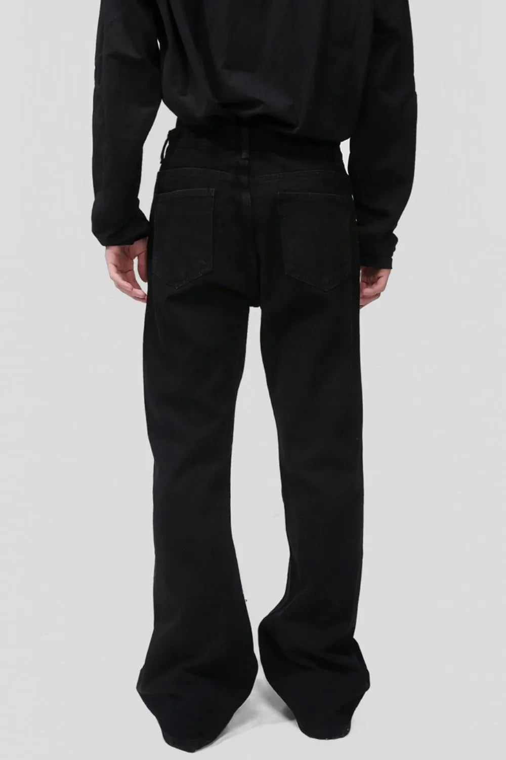 Mid Rise Jeans with Pockets